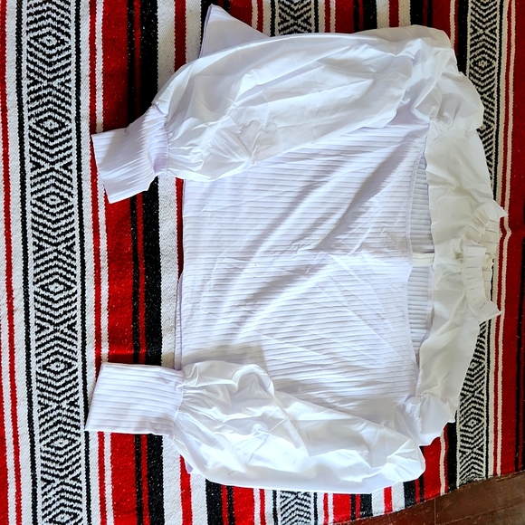 Ladies blouse - Picture 1 of 2